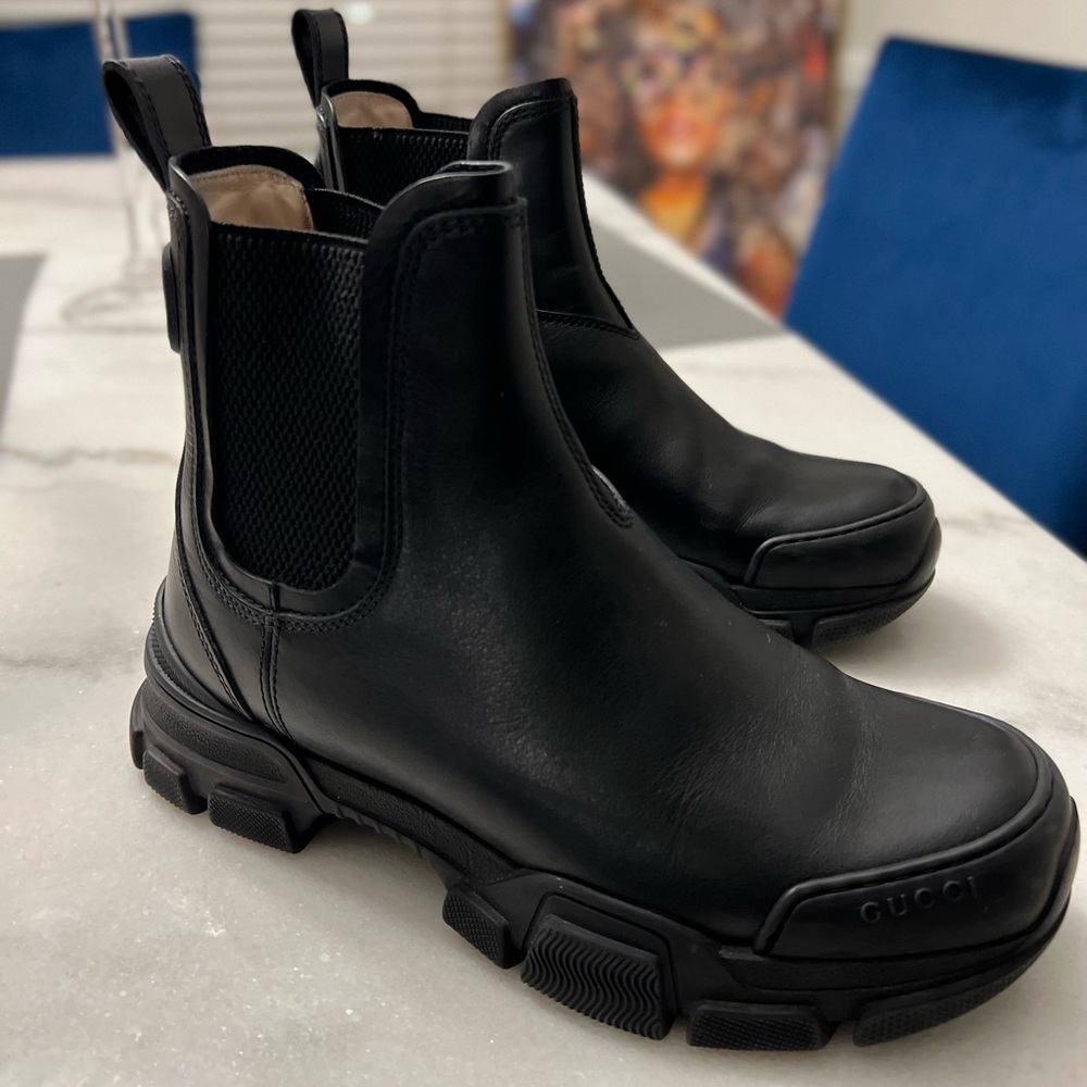 Authentic GUCCI Chelsea Ankle boots